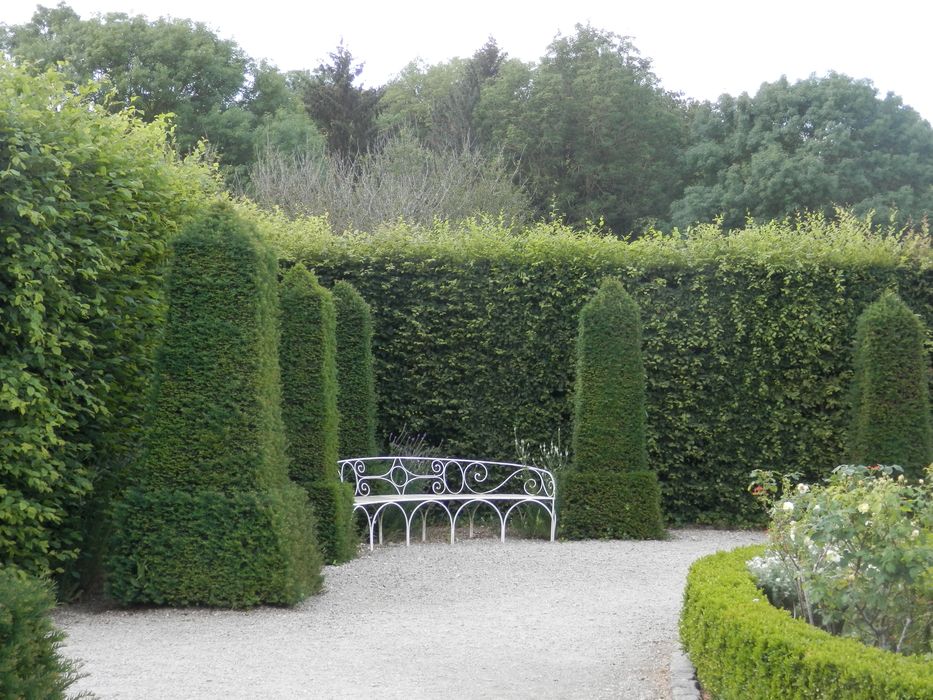 jardin des princes, chambre de verdure et mobilier