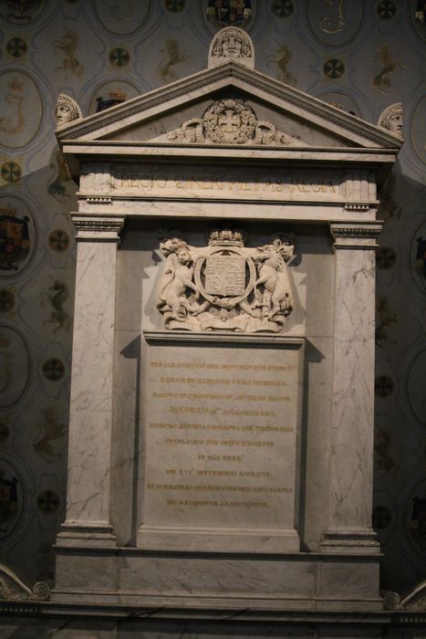 cénotaphe à la mémoire de Jacques II d'Angleterre - © Ministère de la Culture (France), Direction Régionale des Affaires Culturelles d'Île-de-France – Tous droits réservés