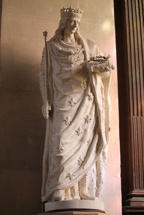 statue : Saint Louis