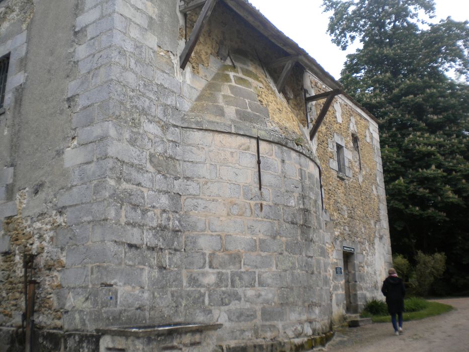 château d’eau du château, vue partielle