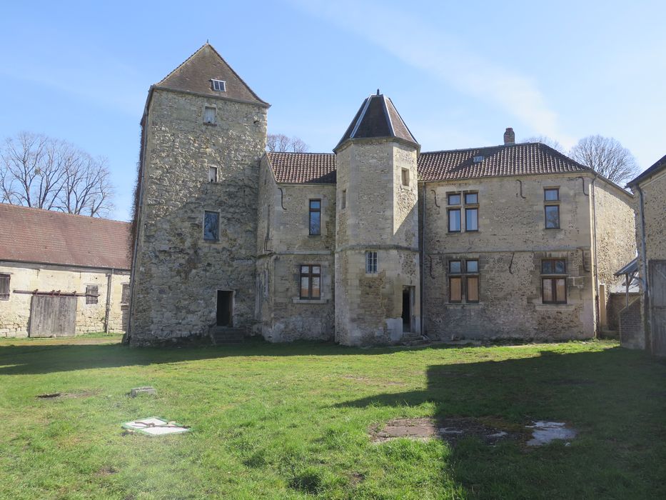 logis, façade nord