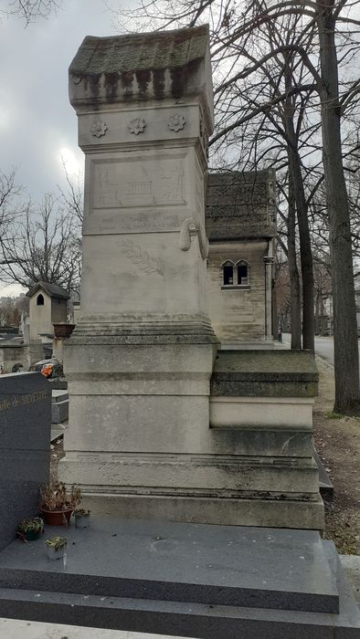 vue générale du tombeau