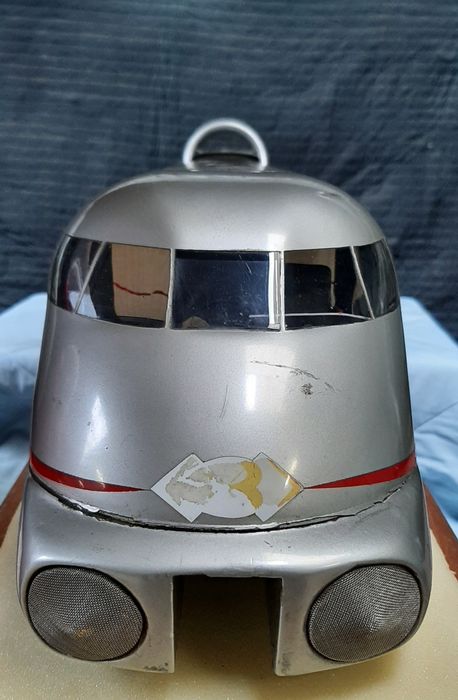 maquette : aérotrain I80 HC (1), vue écorché droite