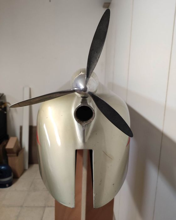 maquette : aérotrain Bertin dite « Pompidou » à sustentation par bonbonne de gaz, vue arrière - © Ministère de la Culture (France), Direction Régionale des Affaires Culturelles d'Île-de-France – Tous droits réservés 