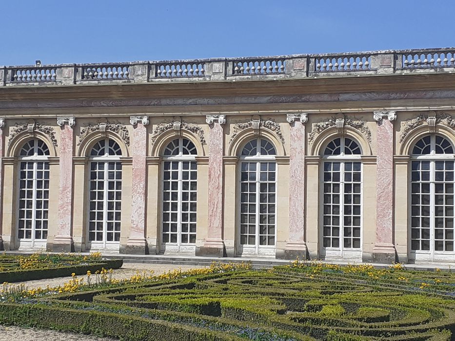 pavillon français dans les jardins des Trianons