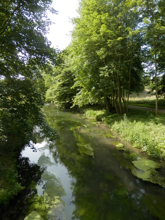 parc, berges de la rivière Juine