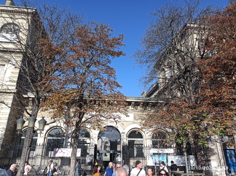 entrée principale, façade sud