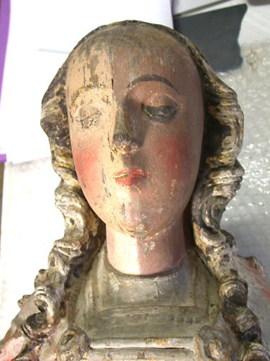statue : Sainte Catherine d'Alexandrie, visage en cours de dégagement (atelier Giordani, Rouen) - © Monuments historiques