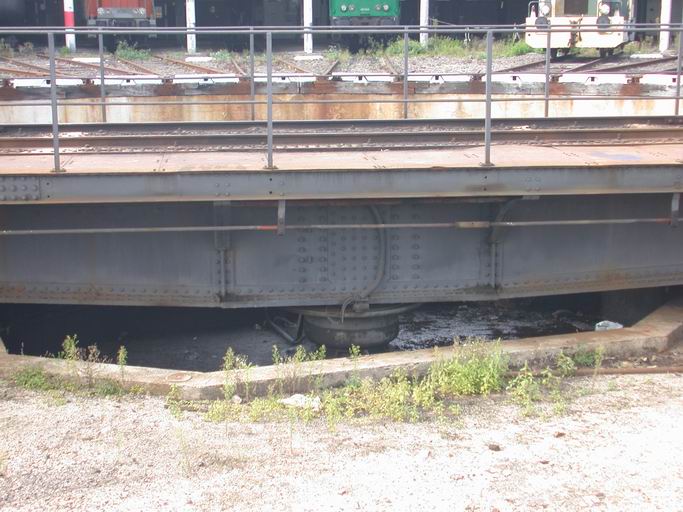 Pont tournant : vue sur le moyeu central.