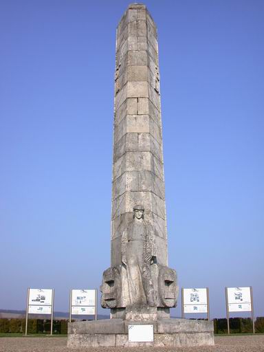 Monument commémoratif dit des Basques