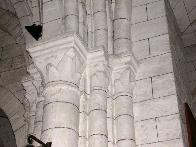 Croisée du transept : chapiteau du pilier sud-est.