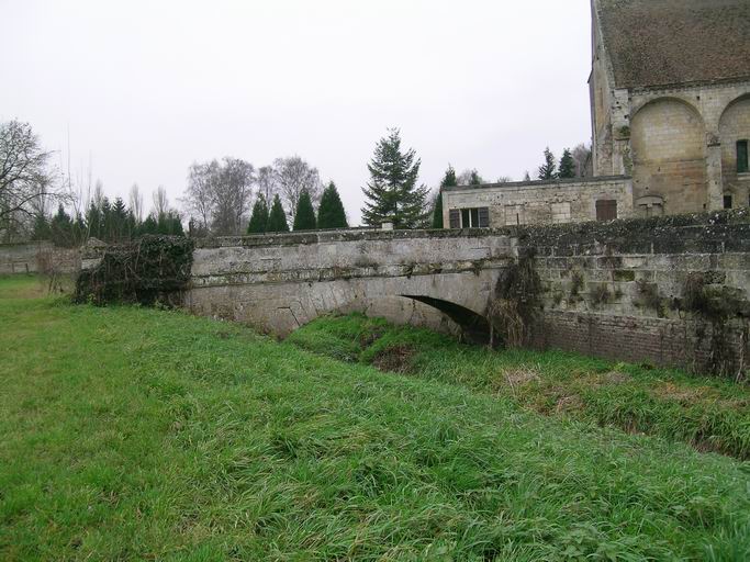 Pont sur la Dordonne.