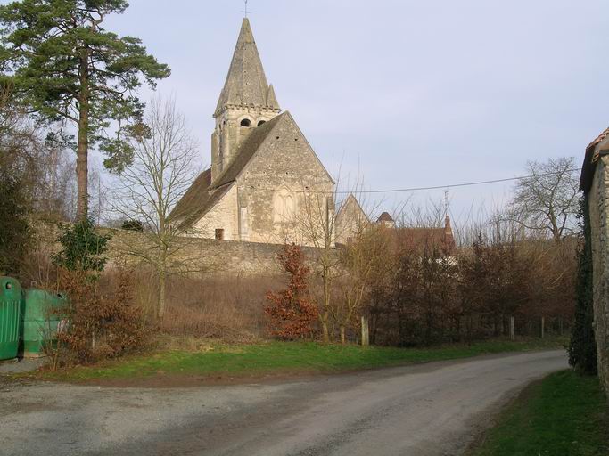 Vue extérieure d'ensemble depuis l'est.