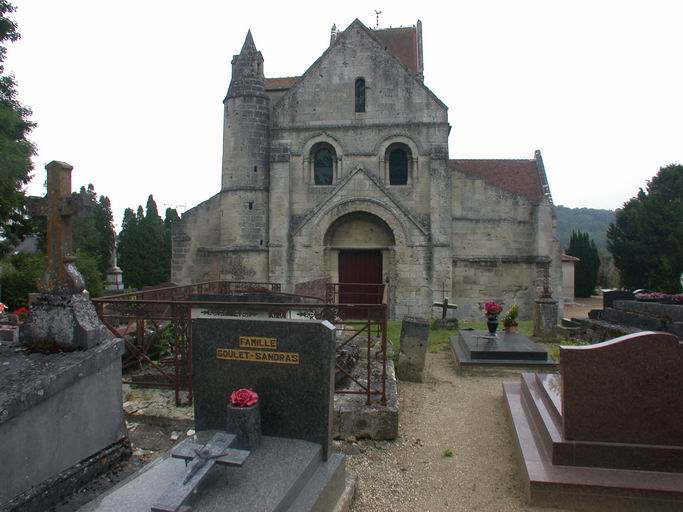 Vue extérieure de la façade ouest.