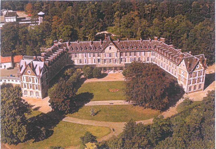 Le pavillon A, dit Letulle : vue aérienne (1989).