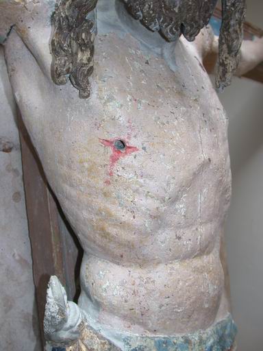 Détail du Christ en cours de restauration (atelier Laetitia Cochet, 2005).