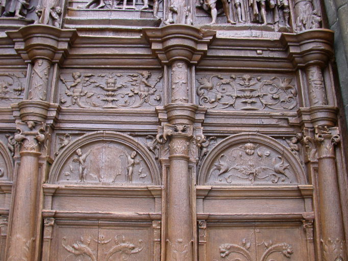 Détail du vantail de gauche après restauration (atelier Lehuen, 2002).