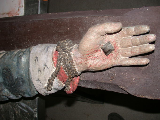 Main gauche après restauration (atelier Serge Giordani, 2006).