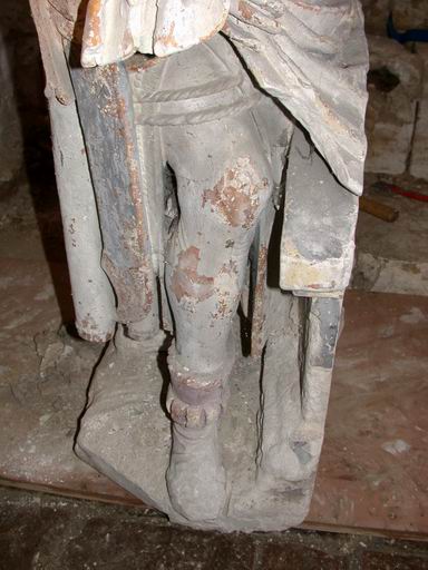 Groupe sculpté en cours de dépose (atelier Giordani, décembre 2005), détail : partie inférieure du Joseph d'Arimathie.