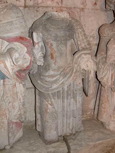 Groupe sculpté en cours de dépose (atelier Giordani, décembre 2005) : sainte femme.