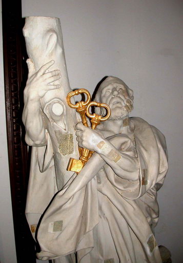 Partie supérieure de la statue, avant restauration.