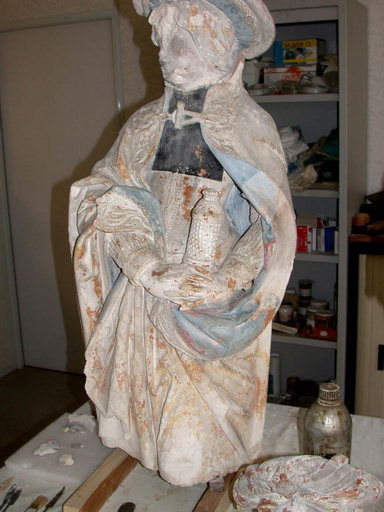 Sainte femme, en cours de restauration (atelier Serge Giordani, 2006).