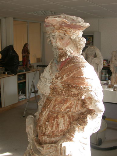 Saint Joseph d'Arimathie, en cours de dégagement (atelier Serge Giordani, 2006).