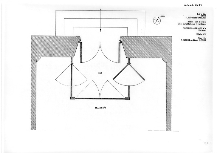 Cathédrale Saint-Louis : TRAVAUX DE MISE EN SECURITE, modification des issues : plan du sas de la travée n°4 (état actuel)