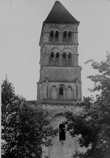 Eglise Notre-Dame : Façade sud.