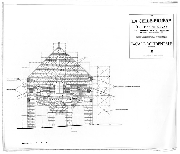 Eglise Saint-Blaise : 5 - RESTAURATION DE LA FACADE OCCIDENTALE ET DE LA TOITURE DE LA NEF (P.A.T.) : façade occidentale avec emplacement d'échafaudage.