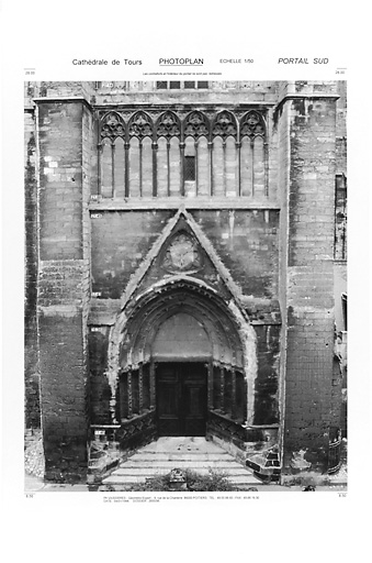 Cathédrale Saint-Gatien : Elévation du portail sud, (contreforts et intérieur du portail ne sont pas redressés).