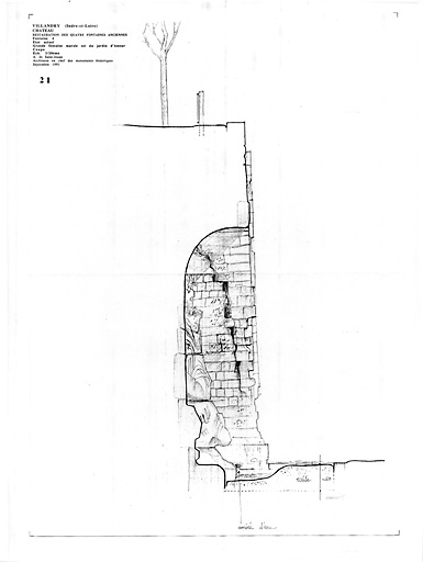 Château : Coupe de la grande fontaine est du jardin d'amour (état actuel).