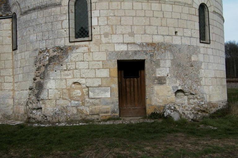 Chapelle Saint-Jean du Liget : Façade d'entrée.