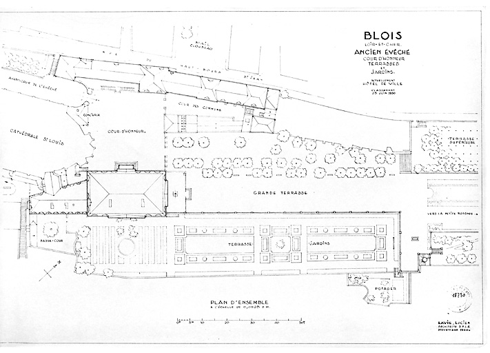 Ancien Evêché, actuellement Hôtel de Ville : Plan d'ensemble.