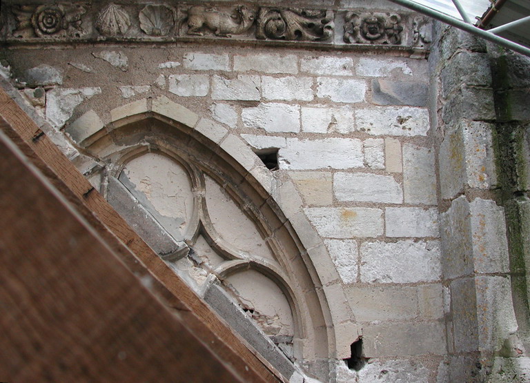 Eglise Saint-Sulpice, comble sud : Comble du bas coté sud : fenêtre gauche du mur est.