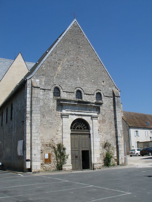 Eglise Saint-Etienne : Façade occidentale, vue générale