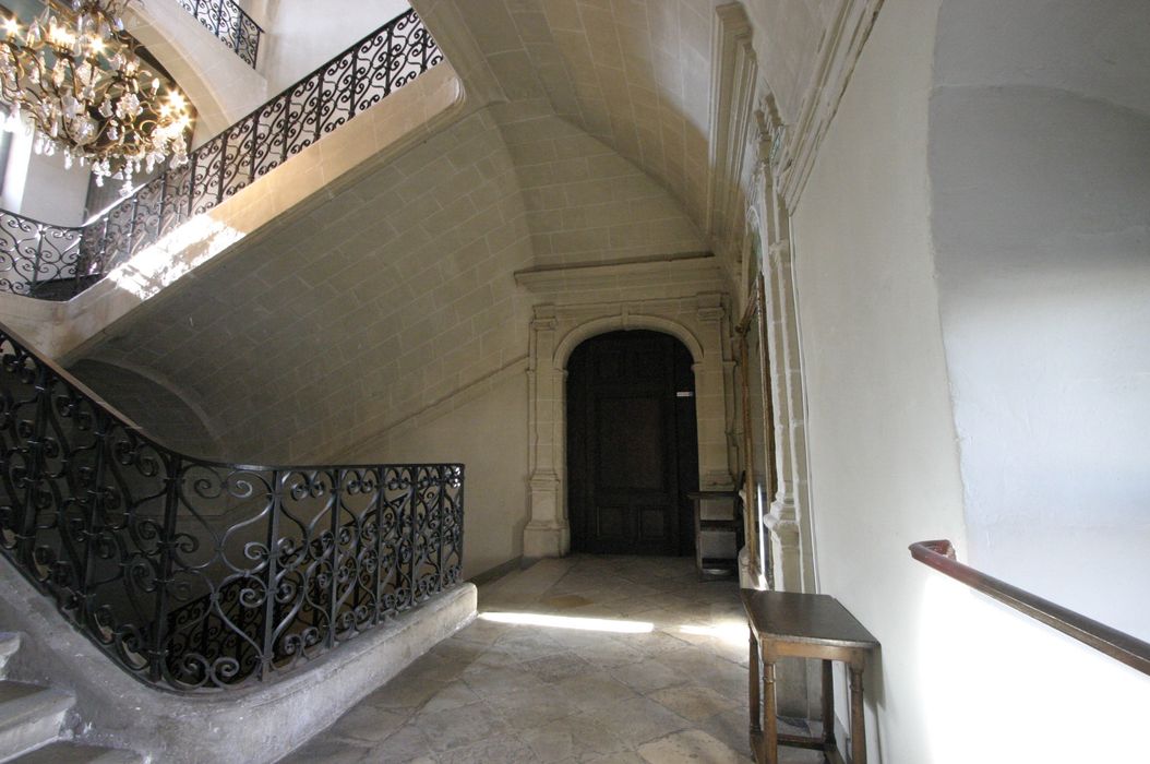 Ancienne abbaye Notre-Dame : Escalier d’honneur, vue partielle