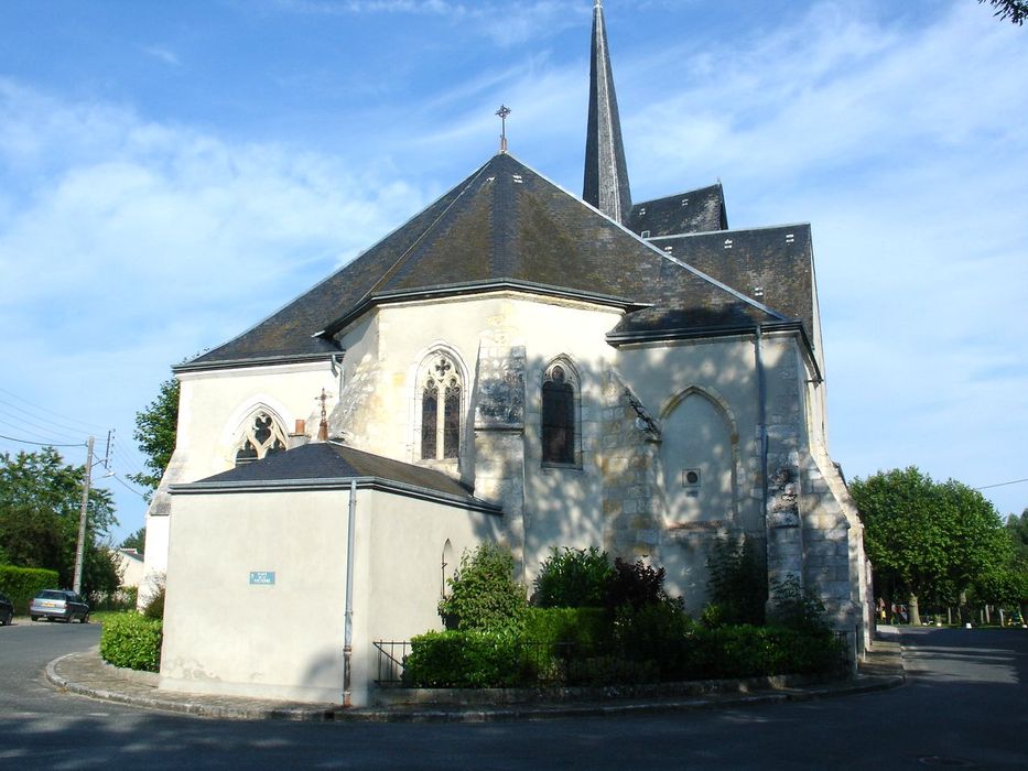 Eglise Saint-Hilaire : Chevet, vue générale