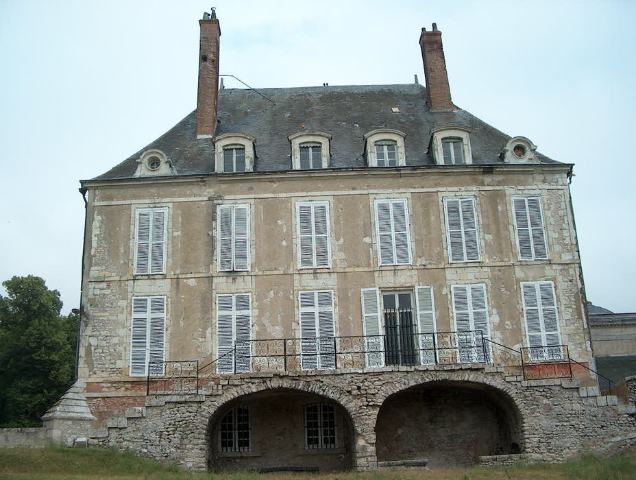 Château : Façade sud, vue générale