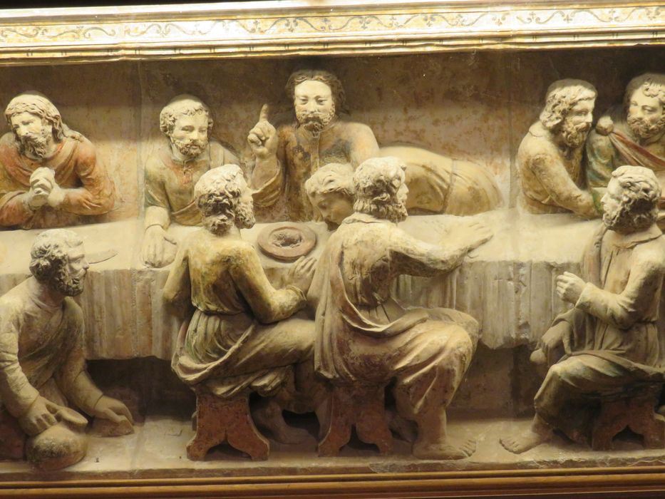 haut-relief : la Cène, vue partielle - © Ministère de la Culture (France), Direction Régionale des Affaires Culturelles du Centre-Val de Loire, tous droits réservés