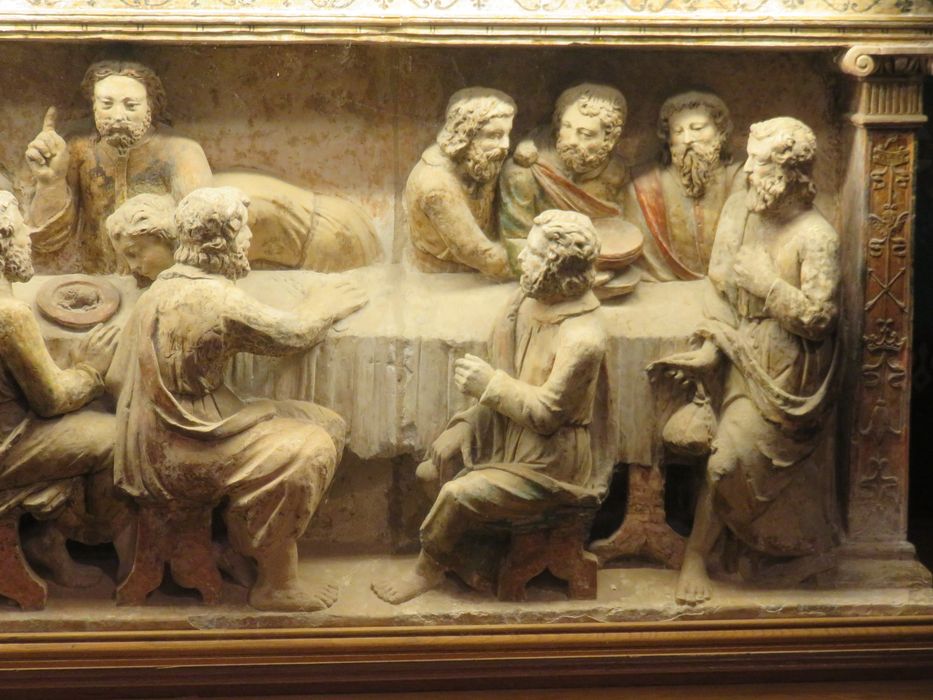haut-relief : la Cène, vue partielle - © Ministère de la Culture (France), Direction Régionale des Affaires Culturelles du Centre-Val de Loire, tous droits réservés