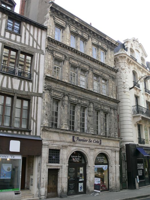 Maison de Du Cerceau : Façade sur rue, vue générale