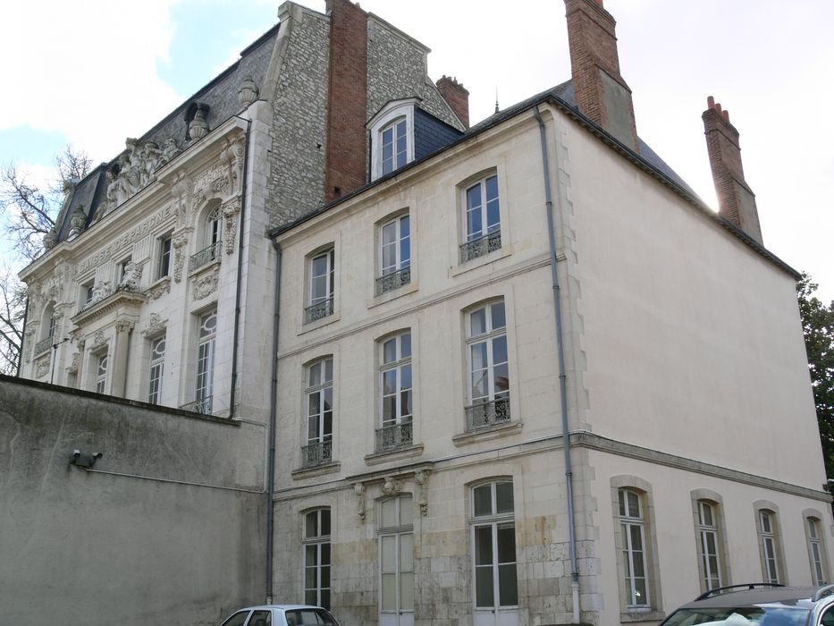 Hôtel de Caisse d'Epargne : Façade nord, vue partielle