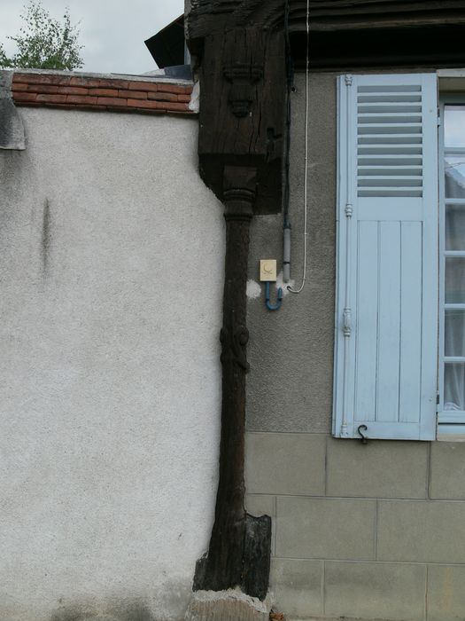 Maison à pans de bois : Façades sur rue, détail