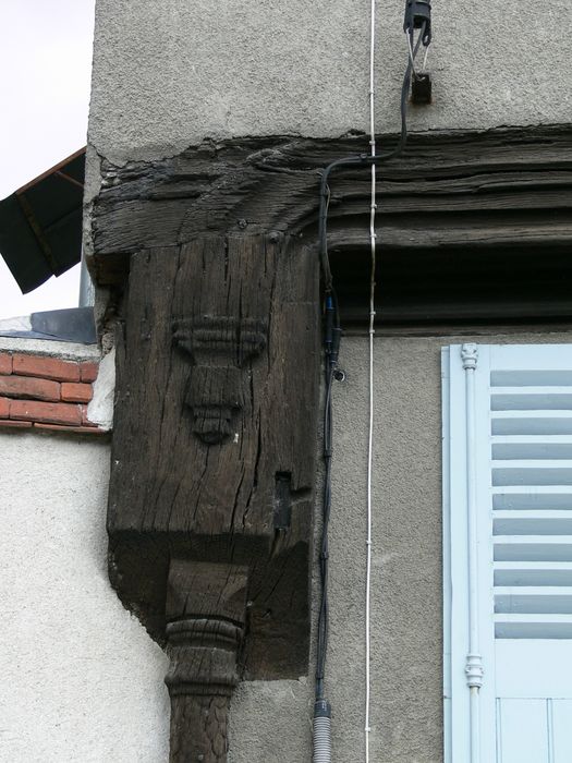 Maison à pans de bois : Façades sur rue, détail