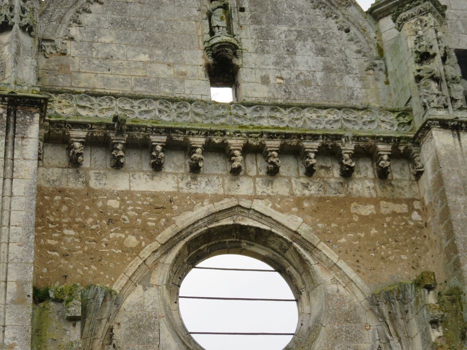 Ancienne chapelle dite Notre-Dame du Champdé : Façade occidentale, vue partielle