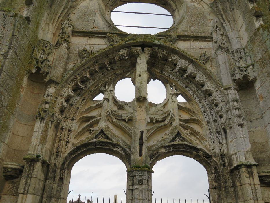 Ancienne chapelle dite Notre-Dame du Champdé : Façade occidentale, vue partielle