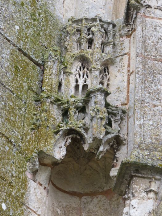 Ancienne chapelle dite Notre-Dame du Champdé : Façade occidentale, détail