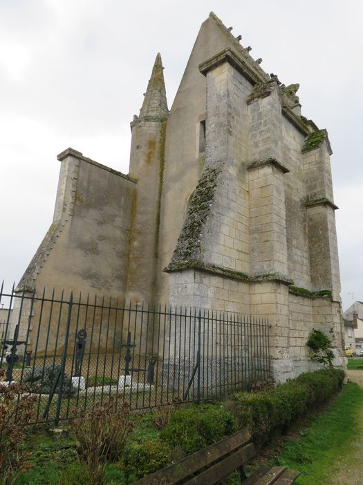 Ancienne chapelle dite Notre-Dame du Champdé : Ruines de la façade latérale nord, vue générale