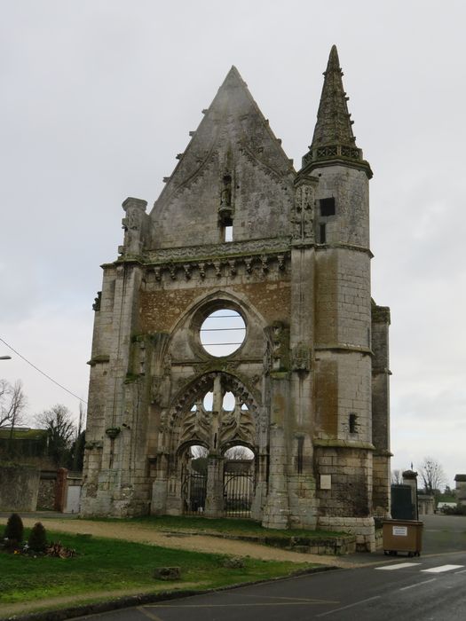 Ancienne chapelle dite Notre-Dame du Champdé : Façade occidentale, vue partielle